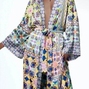 BLOGGER'S FAVE! NWT ZARA Vibrant Multicolor Satin Printed Long Belted Kimono XS